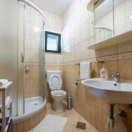 Vukovic Vanja 아파트 *