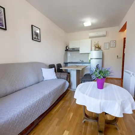 Vukovic Vanja Makarska